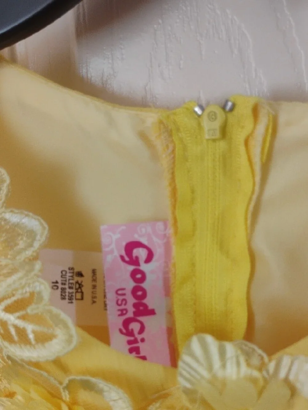 Girls' Yellow Floral Neckline Party Dress